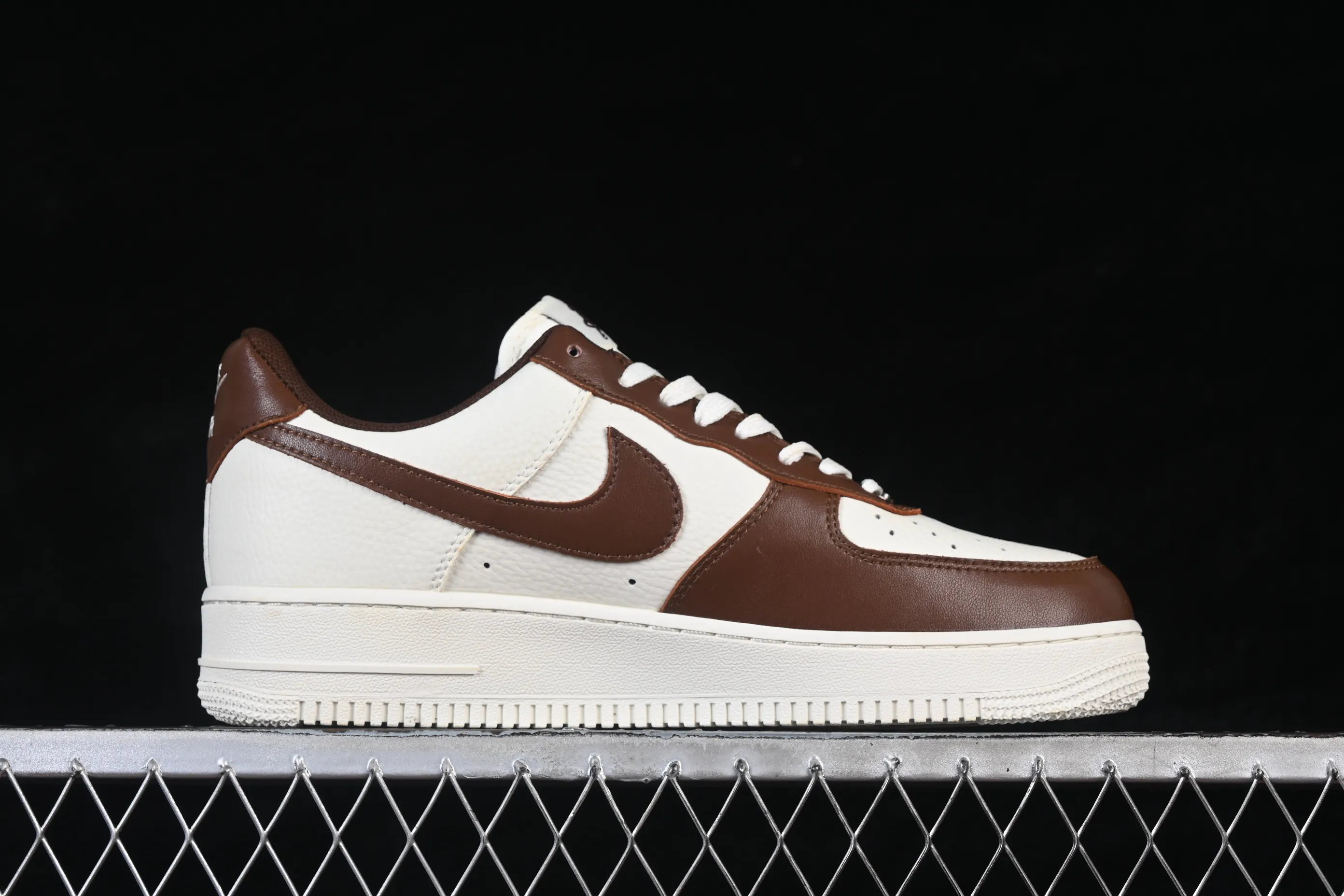 All categories Nk Air Force 1 Air Force series Nk Air Force 1 Low Air Force low-top Nike Air Force 1'07 Low Year of the Horse limited brown rhyme milky white Air Force 1 low-top casual sneakers XY9025-008